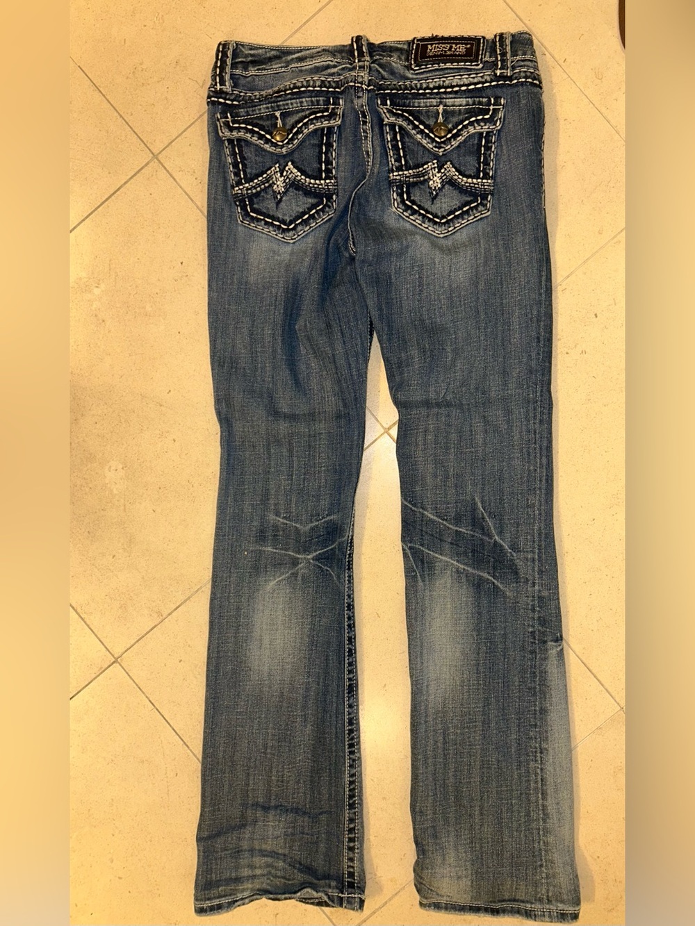 Miss Me 31 Irene bootcut Blue Embroidered Straight Leg Jeans